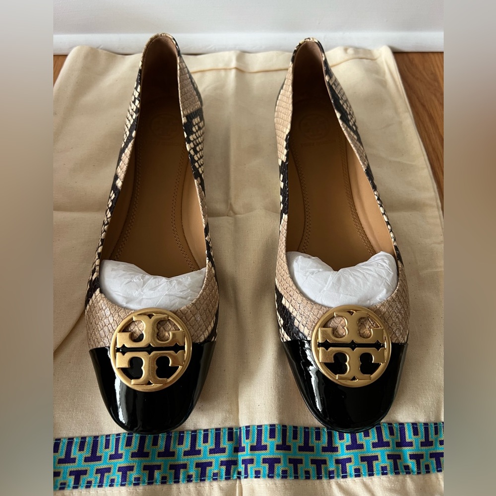 Tory Burch Chelsea Cap-toe ballet flats